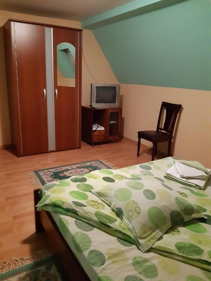 Casa Albastra Hotell Drumu Carului Exteriör bild